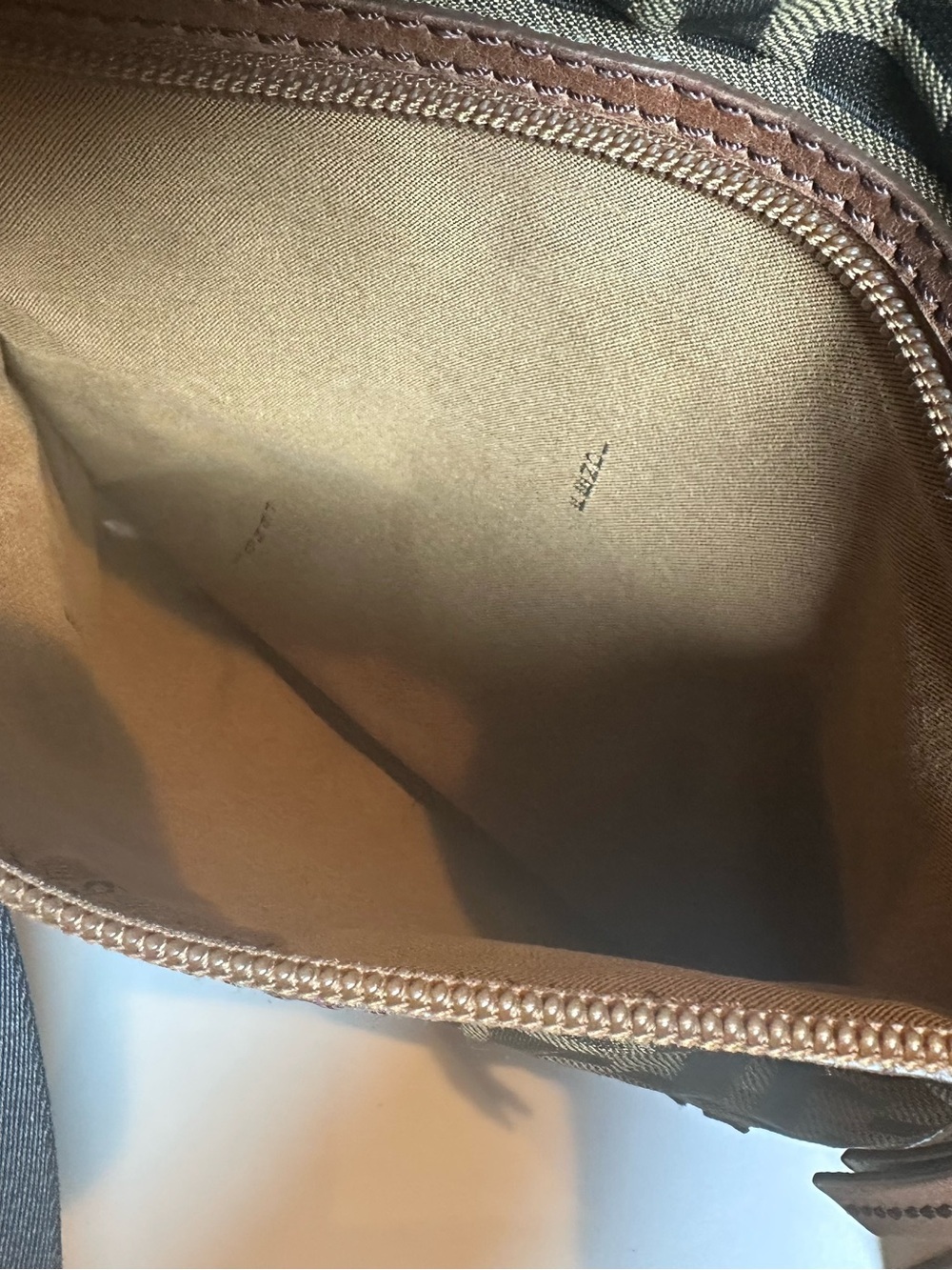 Vintage Fendi Zucca FF Messenger
Crossbody Bag with Logo Strap - Picture 4 of 5